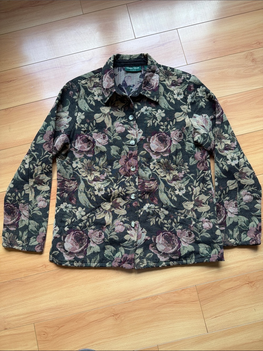 Vintage Lemon Grass Tapestry like Olive Green Floral Lightweight Shirt Jacket